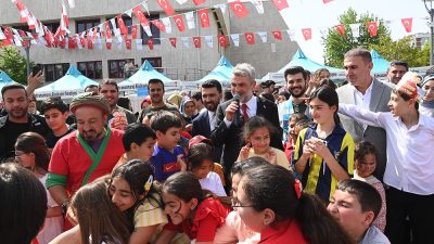 23 Nisan Ulusal Egemenlik ve Çocuk Bayramı’nda NFK Kültür Merkezi