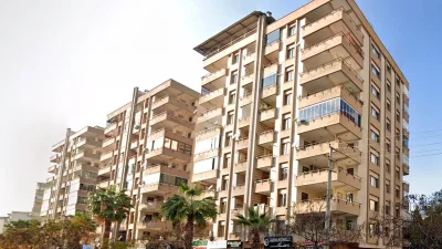 Kahramanmaraş’ta, Palmiye Sitesi’nin yıkılması sonucu 150 kişinin hayatını kaybettiği olayla