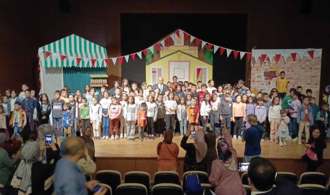 Büyükşehir Belediyesi ve Hollanda Büyükelçiliği iş birliğiyle düzenlenen “Çözüm Bakanlığı”