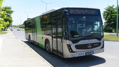 Büyükşehir Belediyesi, hibrit otobüsleri seferlerini aralıksız sürdürüyor. Son teknolojiyle donatılmış,
