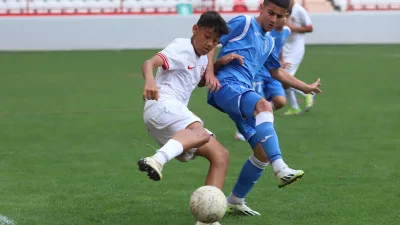 İSTANBUL, – Büyük ölçekli uluslararası gençlik futbol kupası olan Junior