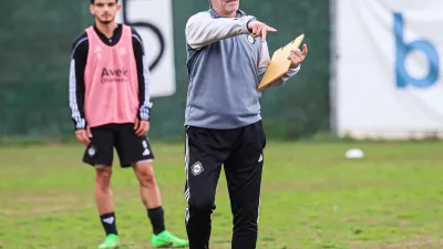 Mustafa KÖPRÜLÜ / İZMİR, – TFF 2’nci Lig’e düşen Altay’da