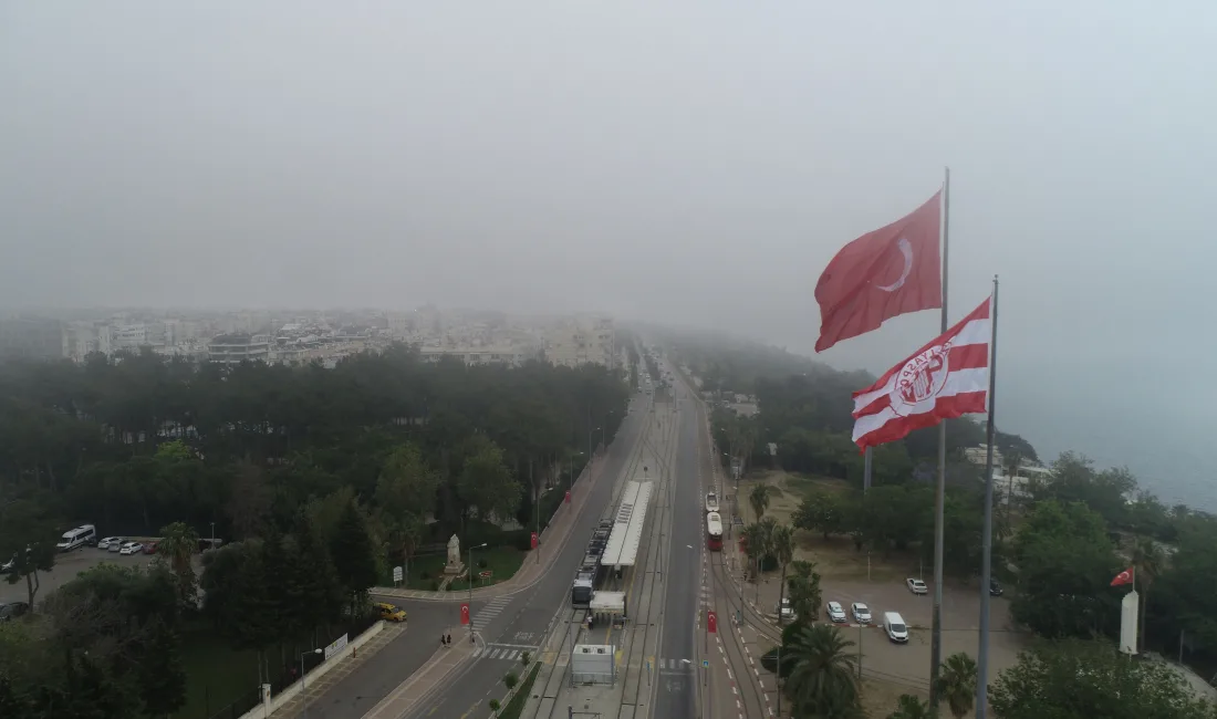 Antalya’da Sabah Sis Etkili Oldu Antalya’da sabah saatlerinde yüksek nem