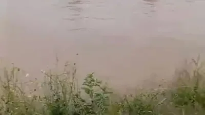 Gürsu’da şiddetli yağış etkili oldu. Bursa’nın Gürsu ilçesinde İpekyolu Mahallesi’nde