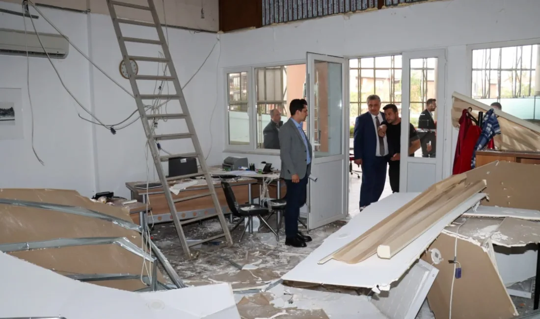 Yalova’da bir nikah dairesinde asma tavanın çökmesi sonucu 4 kişinin