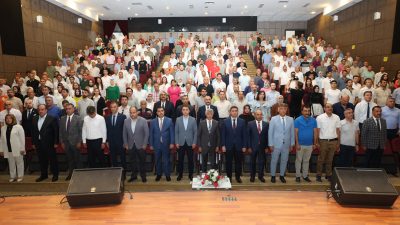 Millî Eğitim Bakanlığı öncülüğünde, öğretmen ve yöneticilerin kişisel ve mesleki