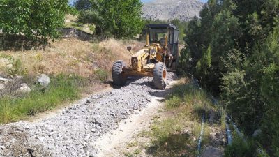 Dulkadiroğlu Belediyesi Fen İşleri Müdürlüğü ekipleri, ilçe genelinde yol açma