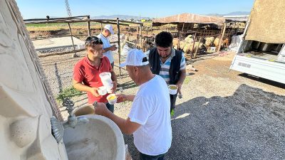 Dulkadiroğlu Belediyesi, yaklaşan Kurban Bayramı öncesinde geçici olarak kurulan kurban