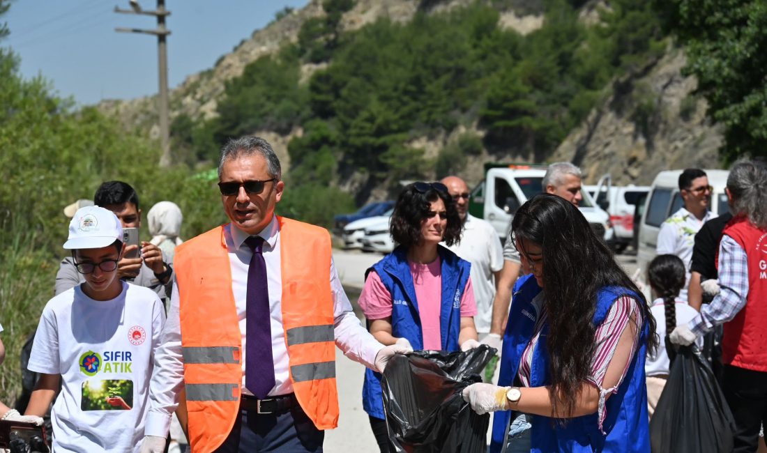 Osmaniye Belediyesi tarafından, ‘Dünya Çevre Günü’ etkinlikleri kapsamında Karaçay vadisinde