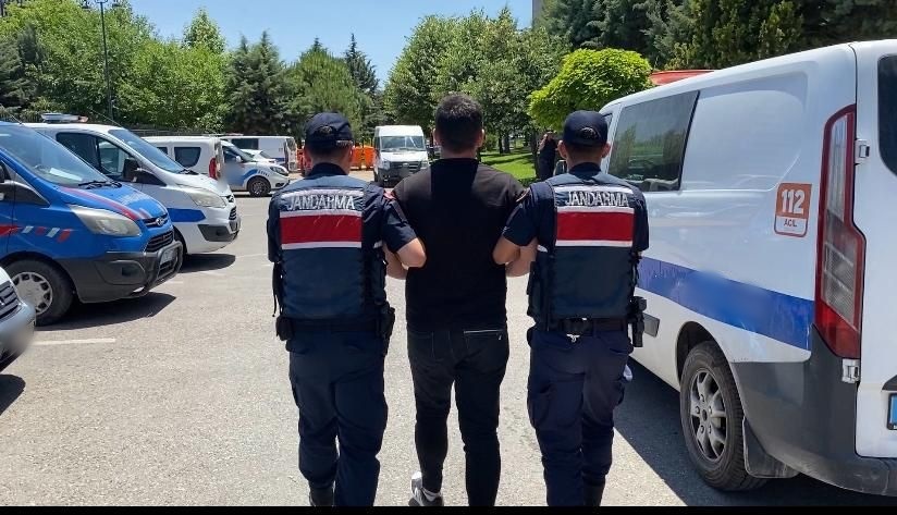 Gaziantep’te jandarma tarafından gerçekleştirilen bir operasyonda terör örgütü DEAŞ’a mali