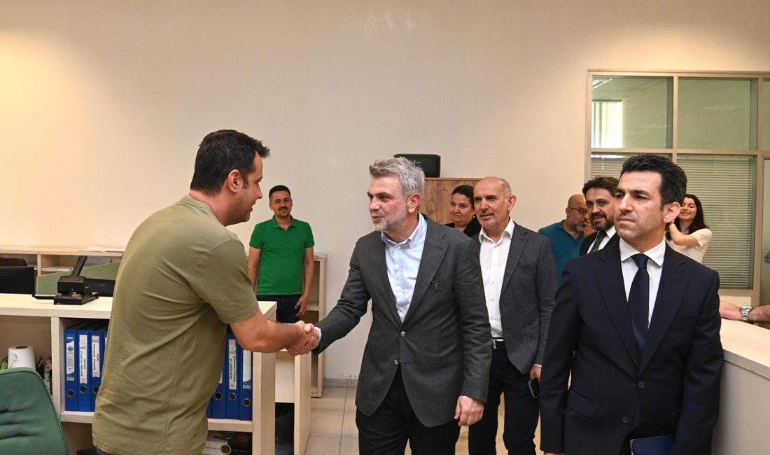 Kahramanmaraş Büyükşehir Belediye Başkanı Fırat Görgel, Kurban Bayramı öncesinde büyük