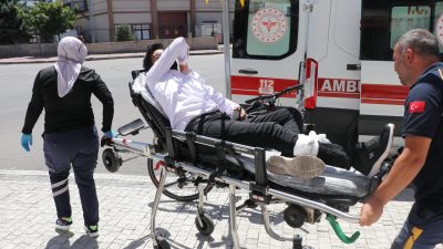 Kayseri’de, bir özel meslek edindirme kursunda eğitim veren H.K., kursiyerinin