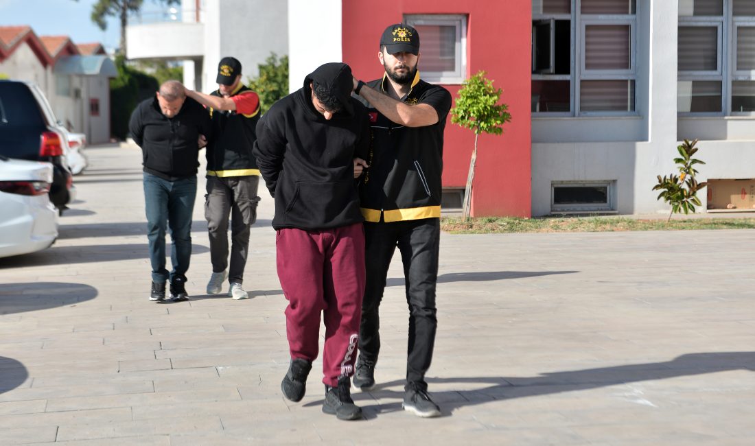 Adana’da yaşanan olayda, Abdulsamet Çiçeklidağ’ın kuzeni Erkan Gelen’i öldürdüğü, diğer