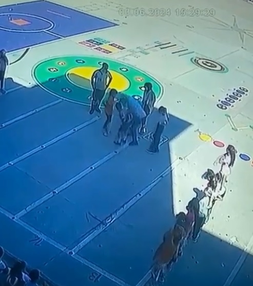 Adana’da bir ilkokul öğrencisinin soluk borusuna kraker kaçması sonucu öğretmeni
