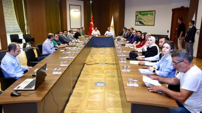 Kahramanmaraş Valisi Mükerrem Ünlüer'in başkanlığında, Afet ve Acil Durum (AFAD)
