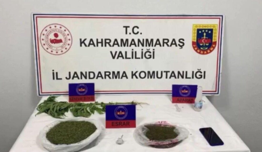 
13:02
30 Temmuz 2024
Narkoçelik-29" Operasyonlarında 1 Ton 331 Kilogram Uyuşturucu Madde