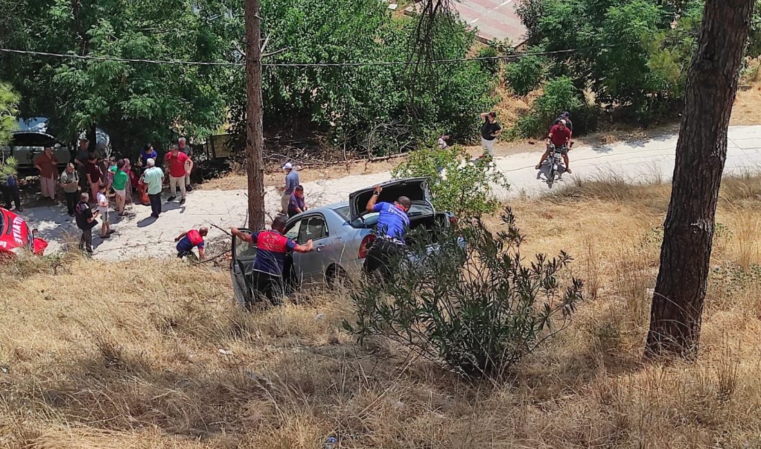 Kadirli’de otomobilin şarampole devrilmesi sonucu 2 kişi yaralandı. Kaza Sülemiş