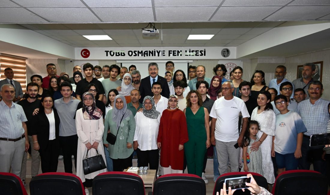 Yükseköğretim Kurumları Sınavında (YKS) ilk 1000’e giren öğrencilerimiz için TOBB