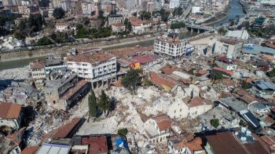 Hazine ve Maliye Bakanı Mehmet Şimşek, 6 Şubat depremleri için