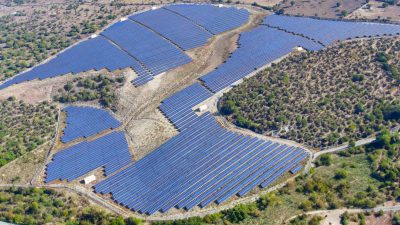 Çimko, 49 MW kapasiteli kurulu güneş enerjisi santralleriyle; halka açık
