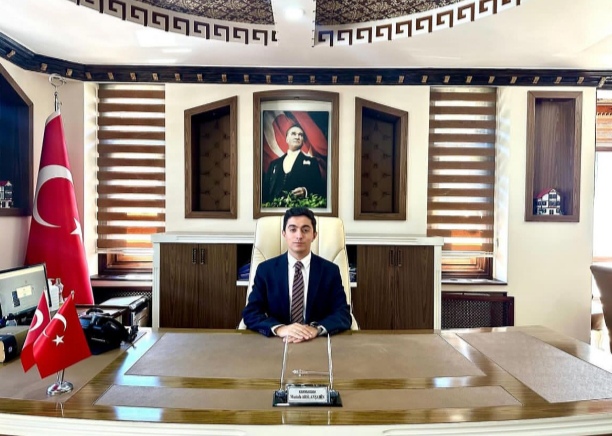 Andırın Kaymakamı Orhan Ayaz Muş’un Korkut ilçesine atandı. Andırın Kaymakamlığına