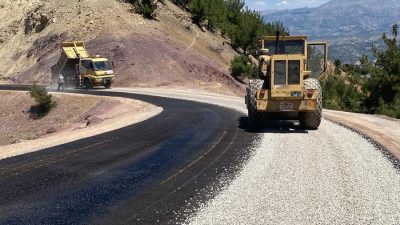 Büyükşehir Belediyesi, şehir merkezi ile Maksutlu Mahallesi arasındaki ulaşımı yarı