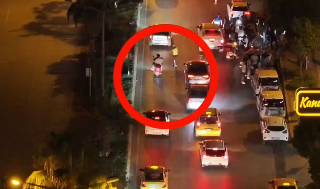 Adana’da polis ekipleri, drift yapan sürücülere yönelik operasyonda 3 araç