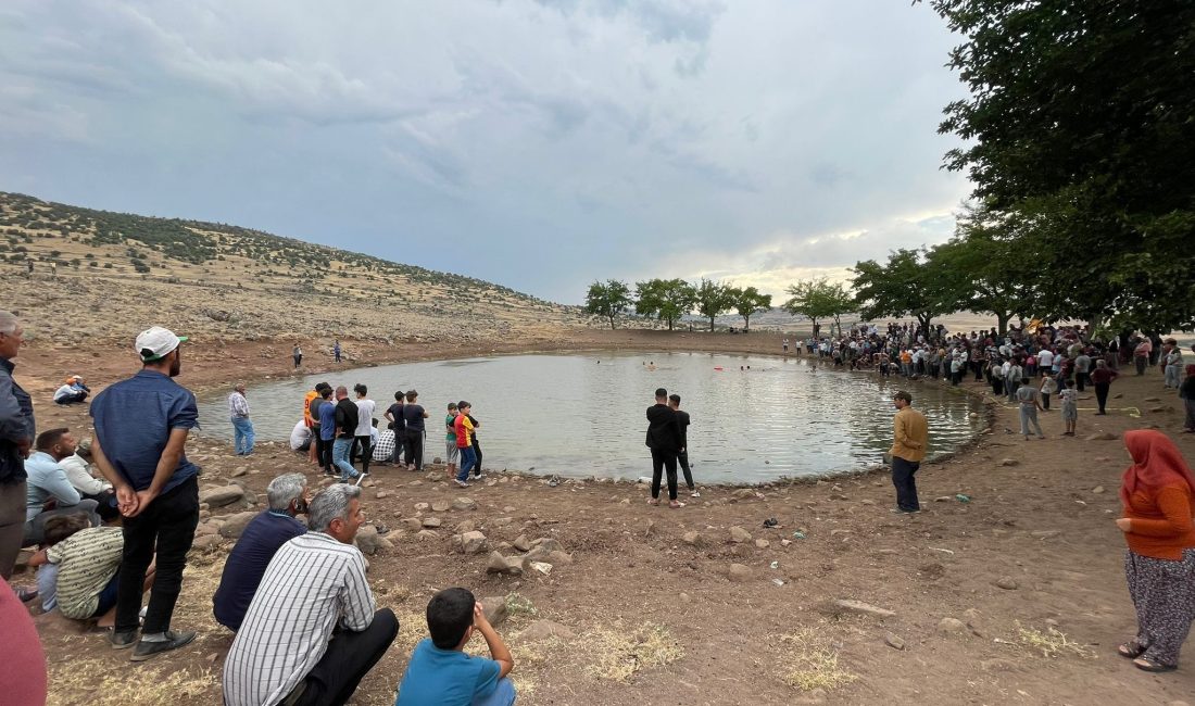 GAZİANTEP’te, sıcaktan bunalan 3 kişi gölette serinlemek isterken boğularak hayatını