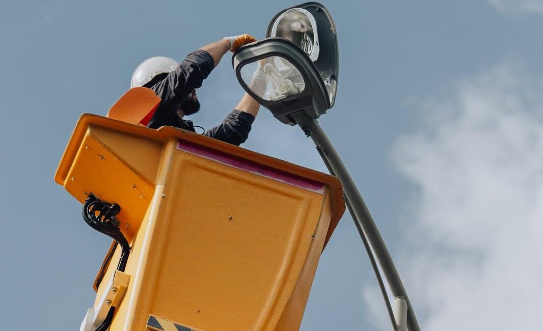 Toroslar Elektrik Dağıtım A.Ş., Hatay’da elektrik kesintilerini önlemek amacıyla 2024