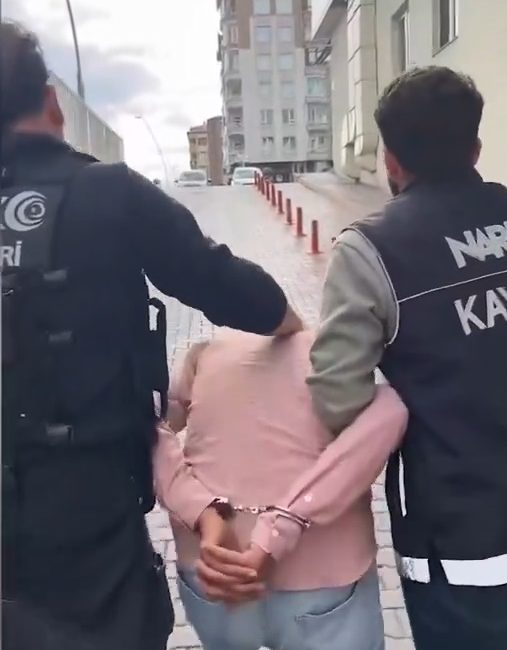 Kayseri’de trenle şehre gelen ve üzerinde 5 kilo 80 gram
