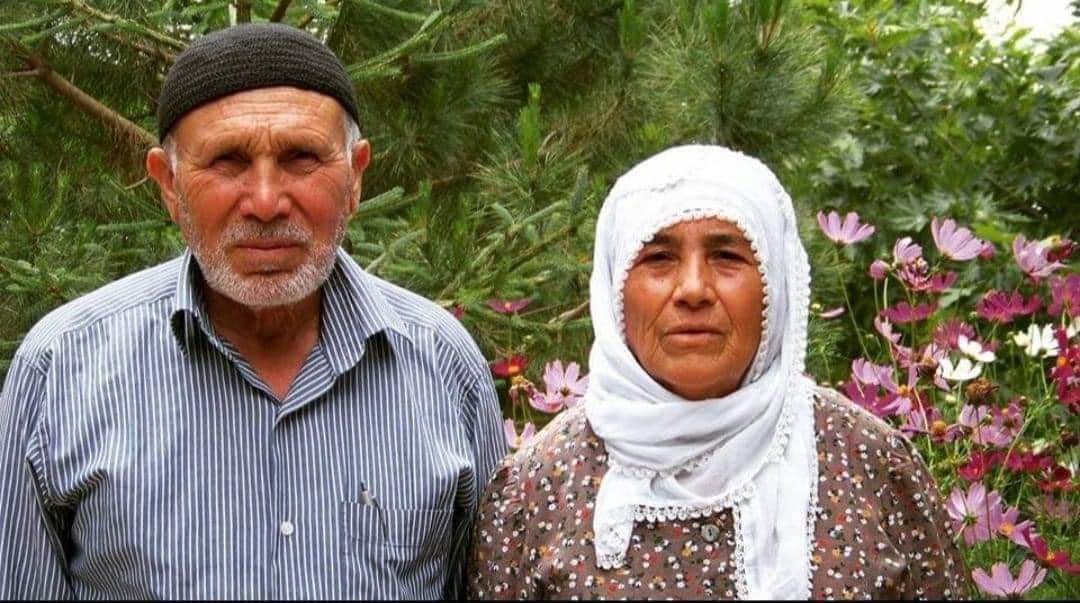 Osmaniye’de, pandemi döneminde yakalandıkları koronavirüsü birlikte yenen 92 yaşındaki Mahmut
