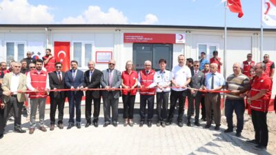 Dulkadiroğlu Belediye Başkanı Mehmet Akpınar, Türk Kızılay ve Kore Kızılhaç’ın