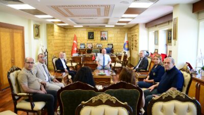 CHP Heyeti, Rektör Yasım’ı Ziyaret Etti Cumhuriyet Halk Partisi (CHP)