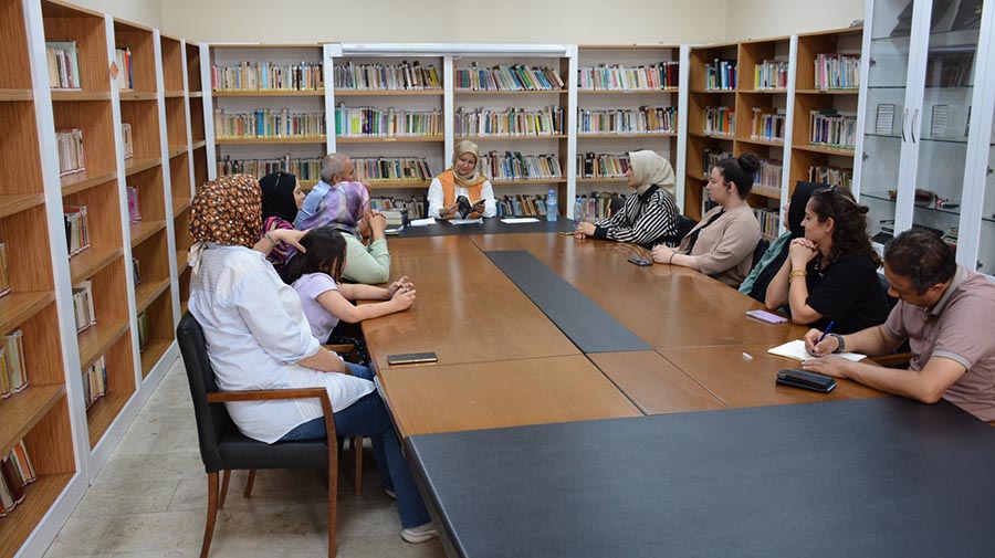 Kütüphane Söyleşileri’nin bu haftaki konuğu Yazar Hatice Güzel, NFK Halk