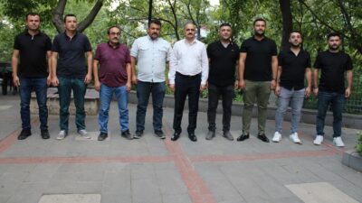 Atanamayan Uzman Çavuşlar Derneği Genel Başkanı Mustafa Gündeşli, dernek yönetim