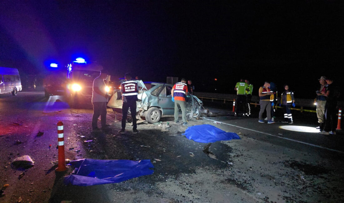 Gaziantep’in İslahiye ilçesinde meydana gelen trafik kazasında çimento yüklü tankere