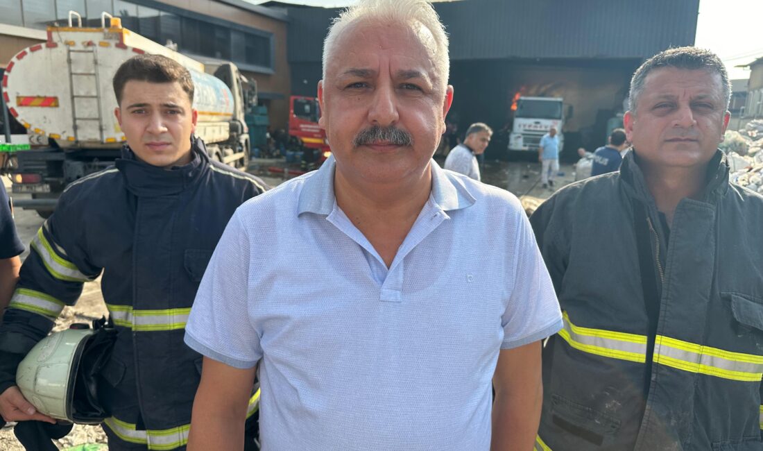 Adana’da bir geri dönüşüm tesisinde çıkan yangın, kısa sürede kontrol