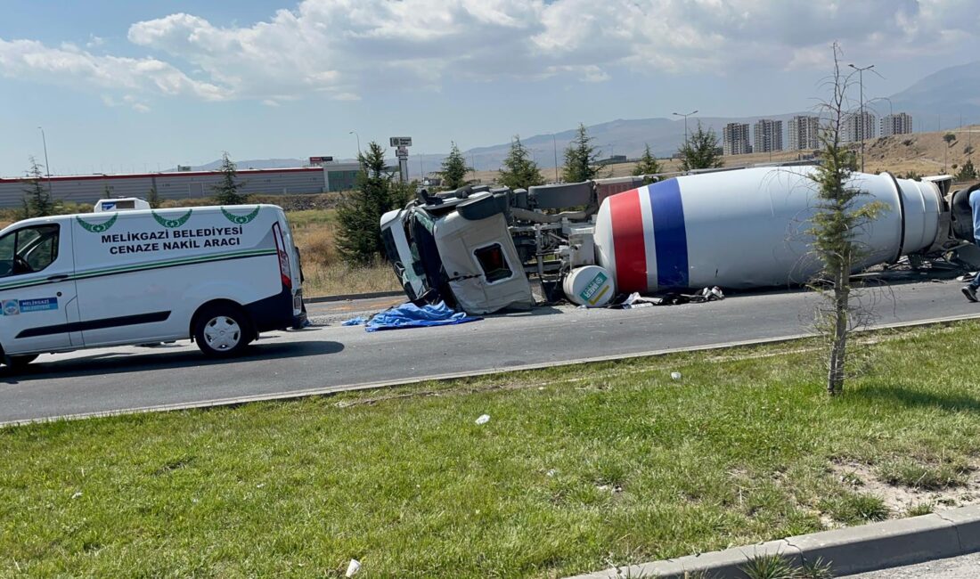 Kayseri’de beton mikserinin devrilmesi sonucu sürücü hayatını kaybetti. Kayseri’de Melikgazi