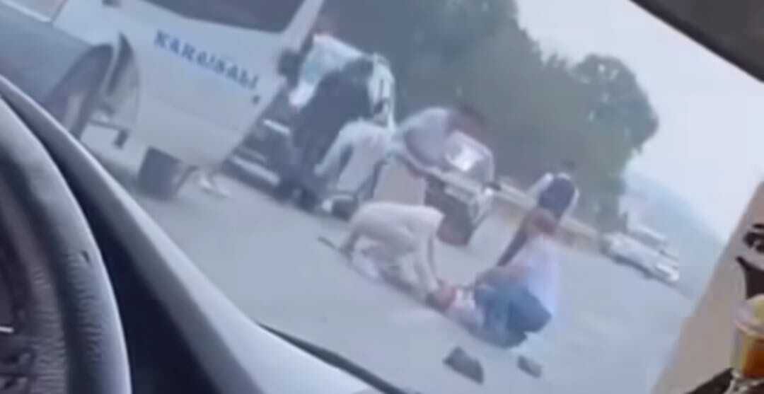 Karaisalı ilçesinde minibüse arkadan çarpan motosiklet sürücüsü hayatını kaybetti. Kaza,