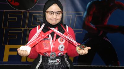 Kayseri’ye ailesiyle taşınan 15 yaşındaki down sendromlu Hicret Ertekin, muay