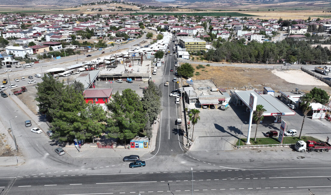 Büyükşehir Belediyesi, Pazarcık Narlı Bahçelievler Mahallesi’nin en işlek arterlerinden Hacı