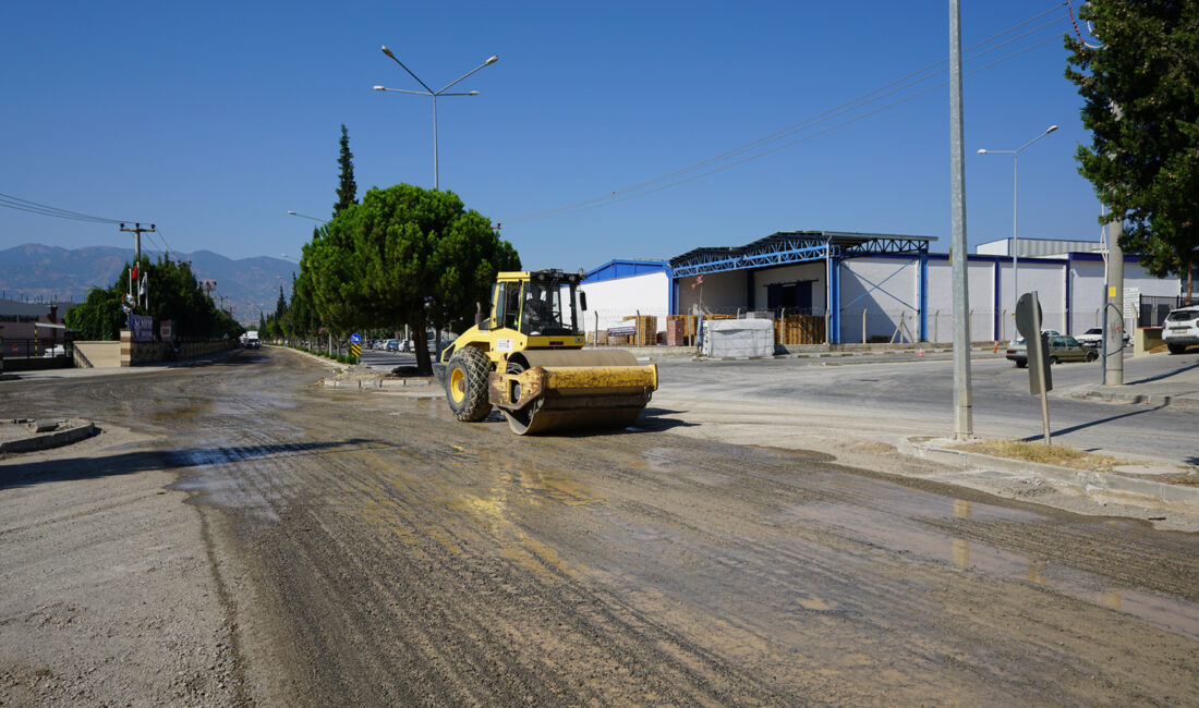 Büyükşehir Belediyesi, Onikişubat’ta Organize Sanayi Bölgesi’nden Kavlaklı Mahallesi’ne kadar uzanan