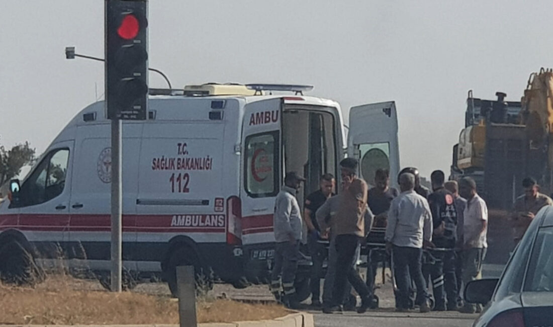 İslahiye ilçesinde meydana gelen trafik kazasında motosiklet ile otomobil çarpıştı.