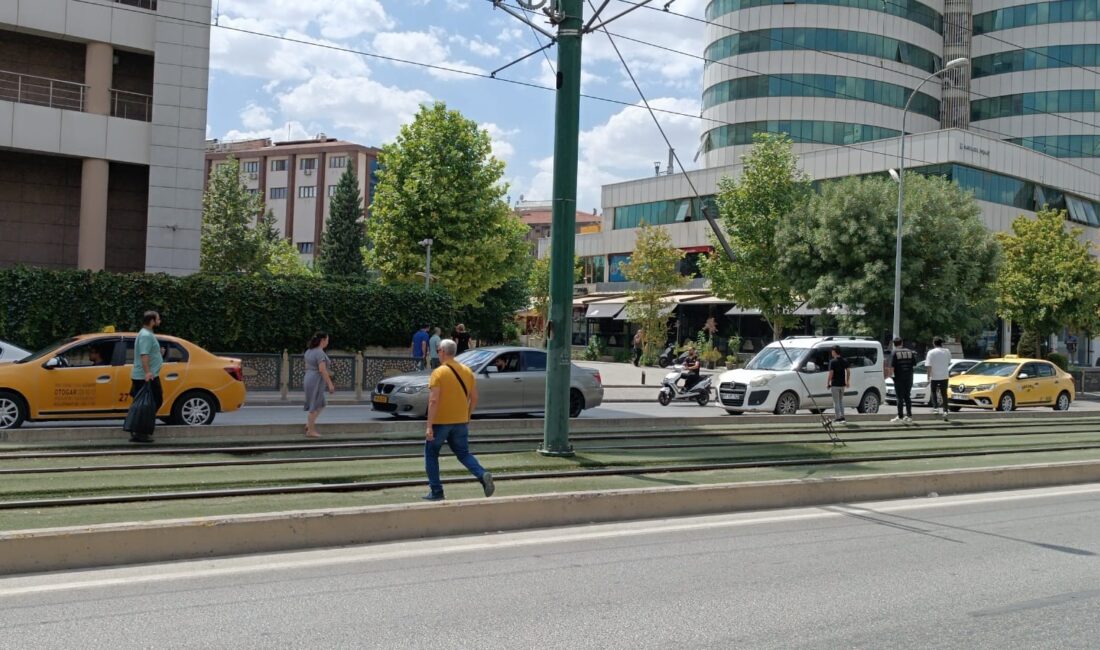 Suriye’nin Hamah kentinde 5.2 büyüklüğünde deprem meydana geldi. Deprem, Hatay’ın
