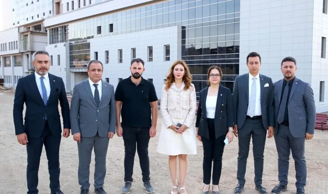 MHP Kahramanmaraş Milletvekili Zuhal Karakoç Dora, Dulkadiroğlu ilçesi Ferhuş Mahallesi’nde