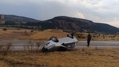 Kahramanmaraş’ta sürücüsünün  kontrolünü kaybettiği otomobil takla atması sonucu 1