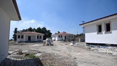 Osmaniye Valisi Dr. Erdinç Yılmaz, Dervişli Köyümüzde yapımı devam eden