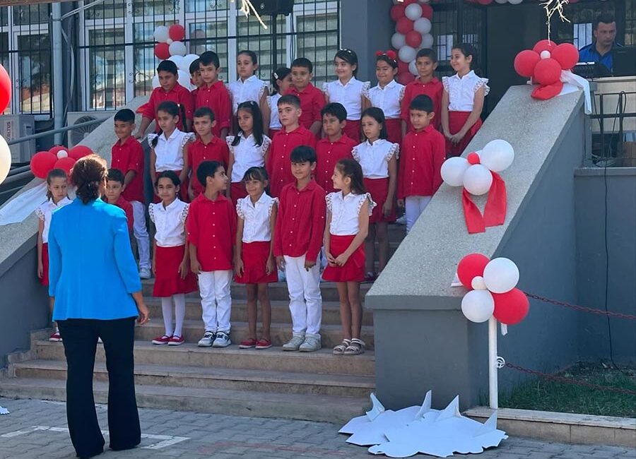 Düziçi kaymakamlığı tarafından düzenlenen ilk öğretim haftası kutlandı. Şehit Serkan