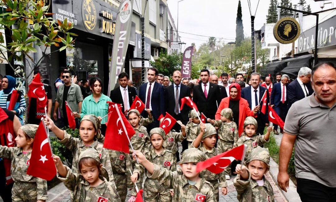 19 Eylül Gaziler günü dolayısıyla saat 10:oo’da Kabasakal Parkından Levent