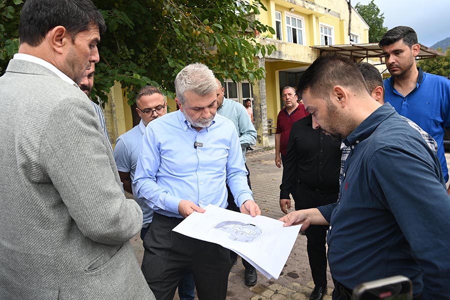 Andırın’da bir dizi ziyaret ve incelemelerde bulunan Başkan Fırat Görgel,